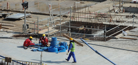 »Skrupellose Behandlung«: Baustelle Al-Bayt-Stadion nördlich von...