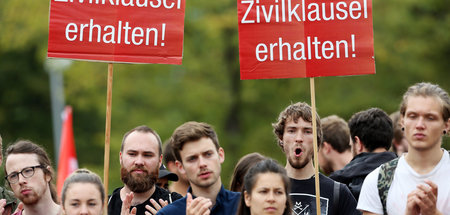 Die Zivilklauselbewegung ist bundesweit aktiv (Archivbild, Düsse