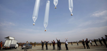 Nicht das erste Mal: Heißluftballons mit antinordkoreanischen Fl...