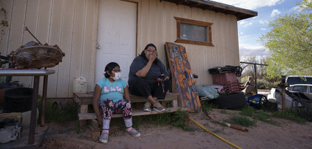 Verzweifelte Familien: Die Navajo Nation Reservation verzeichnet...