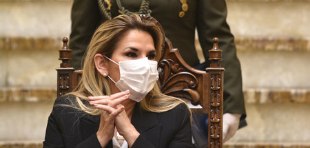 Alles für den Machterhalt: Boliviens Putschpräsidentin Jeanine Á...