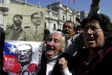 Salvador Allende – unvergessen: Demonstration 30 Jahre nach dem ...