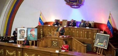 Der venezolanische Präsident Nicolás Maduro spricht am 14. Janua...