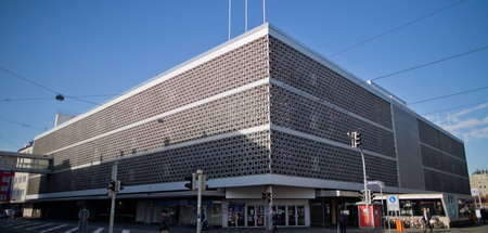 Schon lange leer: Das ehemalige Kaufhof-Gebäude am Aufseßplatz