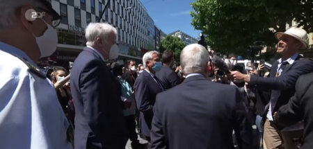 Innenminister Horst Seehofer (links) und »Volkslehrer« Nikolai N...