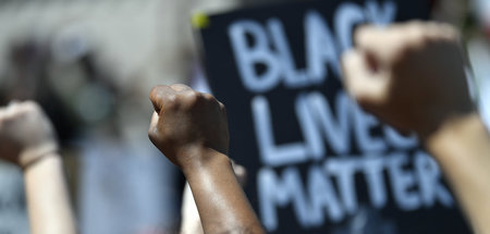 Racial_Injustice_Ken_65783506.jpg