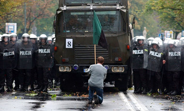 In Polen sind protestierende Arbeiter oft mit »Sicherheitskräfte...