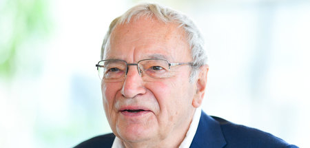 Zwischen_Currywurst_64838341.jpg