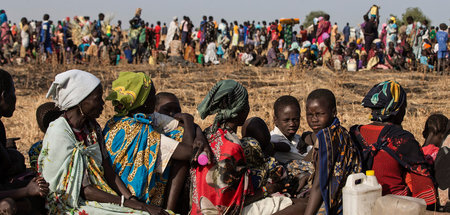 Jemanden in Zeiten der Überproduktion hungern zu lassen ist ein ...