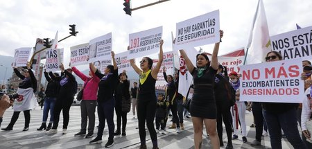 Frauenprotest gegen die Ermordung ehemaliger FARC-Kämpfer in Bog...
