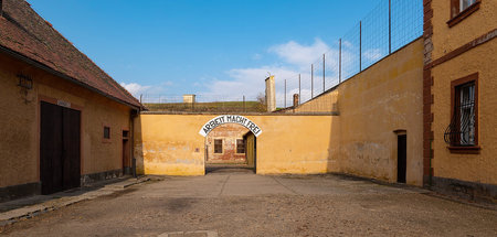 Vom damaligen Hannoverschen Bahnhof wurden die Menschen ins Konz...