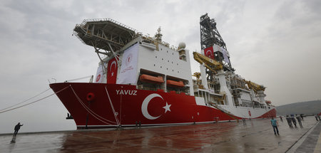 Unübersehbarer Anspruch: Türkisches Bohrschiff vor Ausfahrt in z...