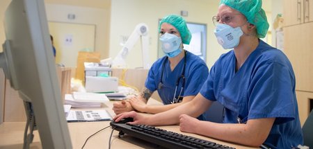 In der Coronanotaufnahme am Städtischen Klinikum Dresden (24.3.2...