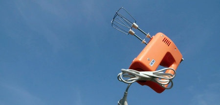 Das ist er im beliebten knalligen Orange: Der berühmte Elektrorü...