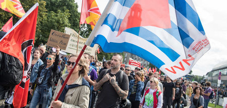 D17D0819BlnProtestHessmarsch114856.jpg