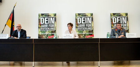 Kramp_Karrenbauer_st_66077053.jpg