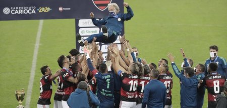 Flamengo feiert im Maracanã-Stadion den Sieg der Regionalmeister...