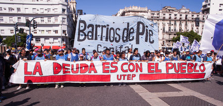 Gewerkschaften und Sozialverbände protestieren gegen einen Besuc...