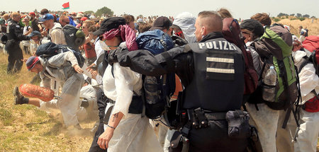 Der Kampf um Hegemonie wird nicht bloß narrativ geführt: Polizis...