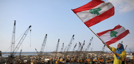 Kundgebung im verwüsteten Hafen von Beirut (11.8.2020)