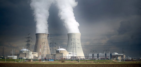 Läuft und läuft und läuft: Das 1975 in Betrieb genommene Atomkra... Läuft und läuft und läuft: Das 1975 in Betrieb genommene Atomkra...