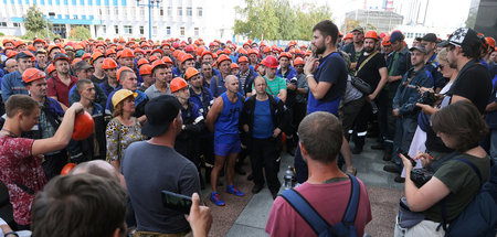 Arbeiter einer Stickstoffabrik in Grodno protestierten am Mittwo...