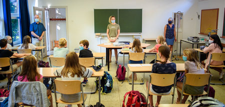 Schulunterricht_in_S_66434862.jpg