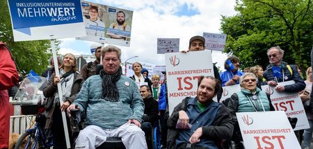 Mehr als nur politische Schlagworte notwendig: Demonstration zum...