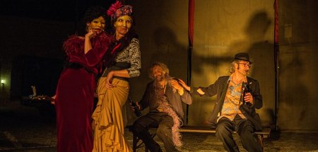 »Mit schrägsten Volkstheatertraditionen«: Margarete Biereye (2. ...