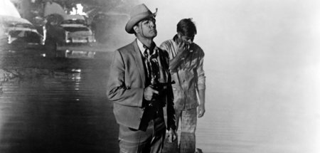 Sheriff Calder (Marlon Brando, l.) und Charlie »Bubber« Reeves (... Sheriff Calder (Marlon Brando, l.) und Charlie »Bubber« Reeves (...