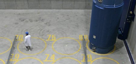 Castorbehälter im Zwischenlager des Kernkraftwerks in Brunsbütte...