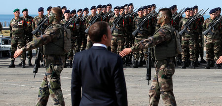 Unter Macrons Führung marschiert französisches Militär für expan...