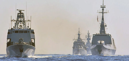 Kriegsschiffe aus Griechenland, Italien, Zypern und Frankreich w...