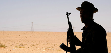 Ein Kämpfer der »Libyschen Nationalarmee« von General Khalifa Ha...
