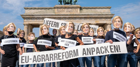 Protest_in_Berlin_ge_65837402.jpg