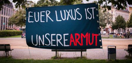 Luxus_Armut_60046762.jpg