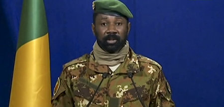Junta-Anführer Assimi Goïta bei einer Fernsehübertragung