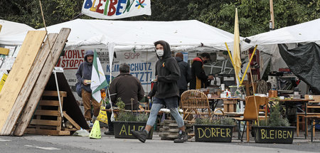 Auch im Braunkohlerevier: Das Bündnis »Alle Dörfer bleiben« wehr...