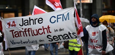 Mitarbeiter_eines_To_66439103.jpg