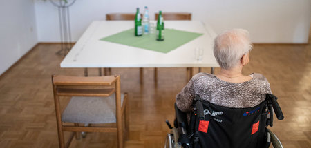 Das Leben im Heim bringt für viele Bewohner große finanzielle Be... Das Leben im Heim bringt für viele Bewohner große finanzielle Be...