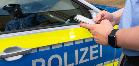 Smartphones_fuer_Pol_66335486.jpg