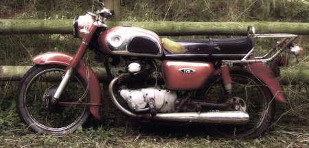 Honda_CD175_01.jpg