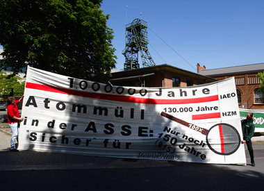 Protest von Robin-Wood-Aktivisten im Juni vor der Asse