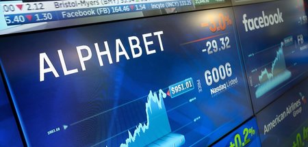 Trotz Rechtsstreits: Die Alphabet-Aktie an der Wall Street kaum ...