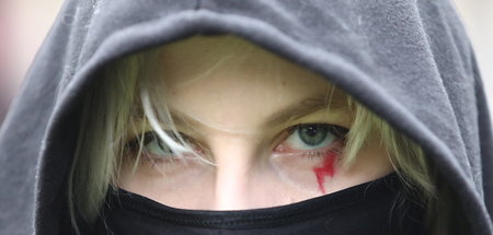 Frauen laufen Sturm gegen das Urteil des Verfassungsgerichts. Hi...