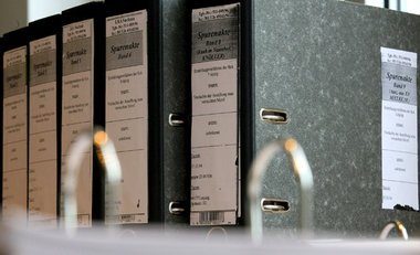 Vorwürfe bis hin zu Mordanschlägen – Akten zum Sachsensumpf blei... Vorwürfe bis hin zu Mordanschlägen – Akten zum Sachsensumpf blei...