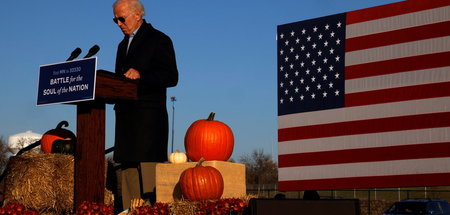 »Der große Kürbis wird’s schon richten« – Joseph Biden im Wahlka...