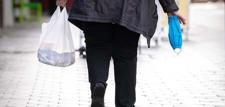 Kein Konsumrausch: Kleine Tüten, wenig Inhalt – zahlreiche Konsu...