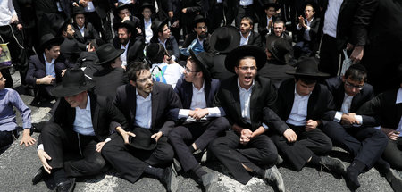 Charedim protestieren in Jerusalem gegen die Inhaftierung eines ...
