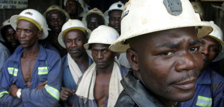 Kupferminenarbeiter der Konkola Copper Mines PLC in Sambia (12.4...